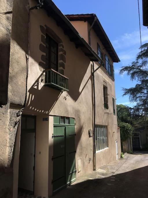 L'Ancienne Forge - A Stylish Medieval Holiday Home Confolens Exterior photo